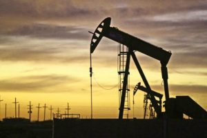 Oil Price dropped Slightly Amid Rising Crude Inventories