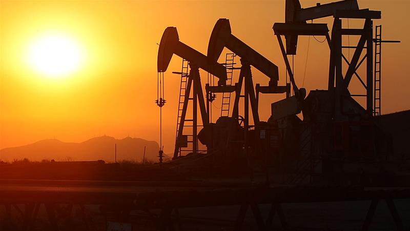 Oil Advances Despite Looming Demand Crisis